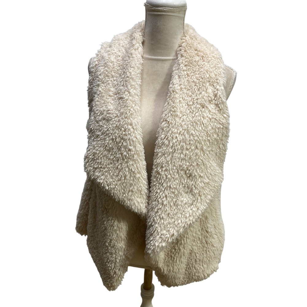 Calvin Klein Women's Cream‎ Fuzzy Faux Fur Shawl Collar Vest Size M Sleeveless